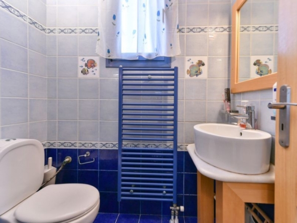 therealtyagency-paralia alissou-achaia-bathroom-2